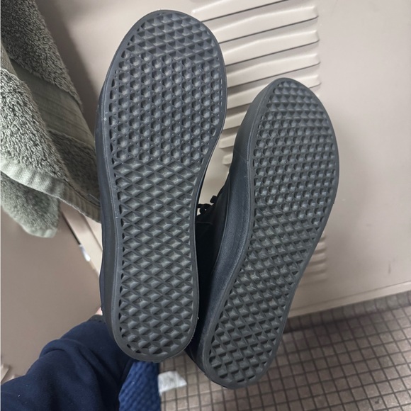 Vans Men's Black High-Top Sneakers - Picture 3 of 3